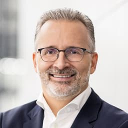 Carsten Knobel